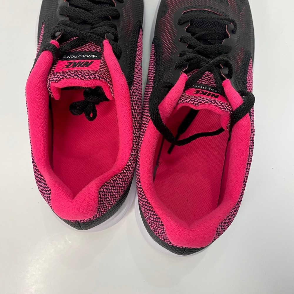 Nike‎ Revolution 3 Hyper Pink/Black Size 6 - Picture 4 of 7